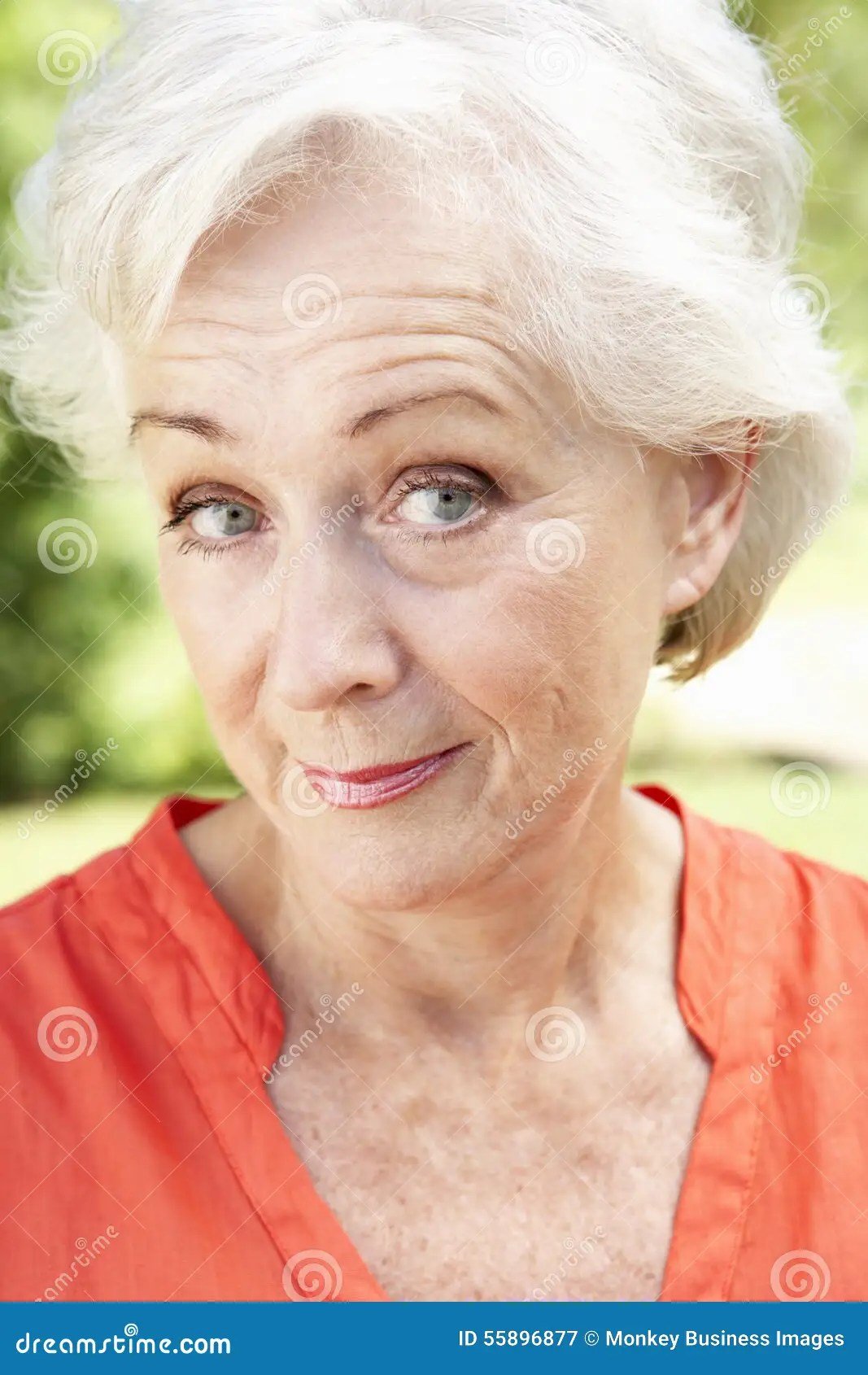 How Old Is Sakura Haruno In Bleach And Why Shes Not There